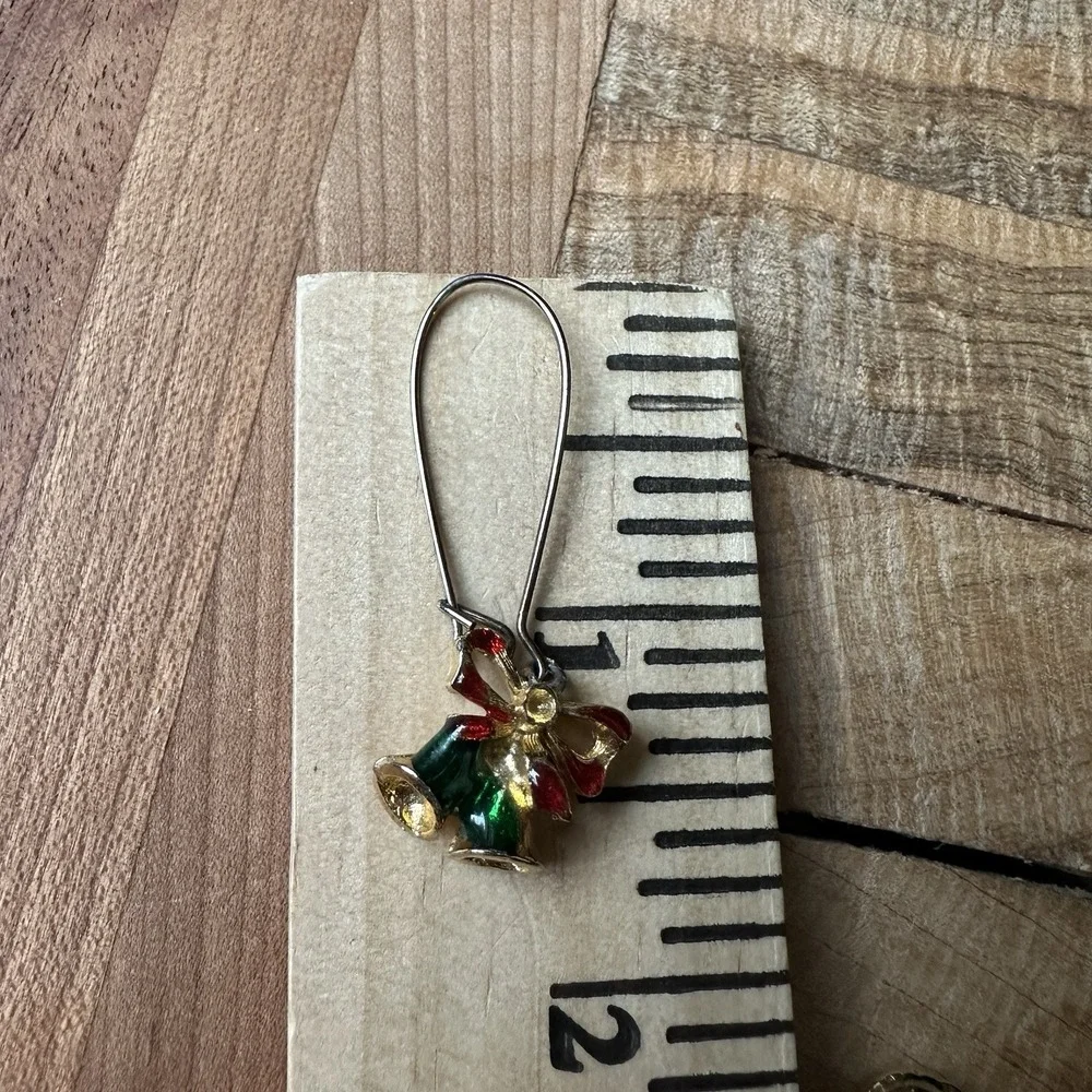 Vintage 4 Item Lot Christmas Earrings Rocking Horse Green Trees Santa‎ Bells
